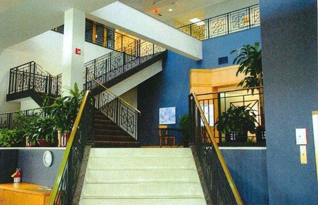 Magnavox Way Corporate Center: 1700 Magnavox Way, Fort Wayne, IN 46804